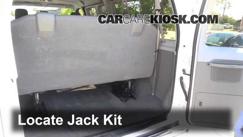 2013 Ford E-350 Super Duty XLT 5.4L V8 FlexFuel Standard Passenger Van Jack Up Car